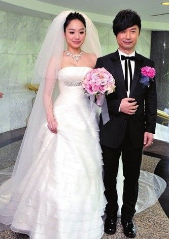 黄舒骏迎娶21岁女友