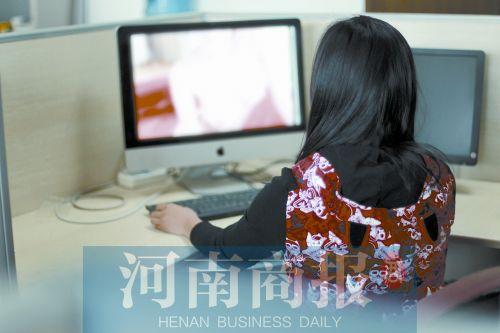 90后美女鉴黄师:因节操丢失不敢谈工作内容 90后美女鉴黄师:因节操丢失不敢谈工作内容